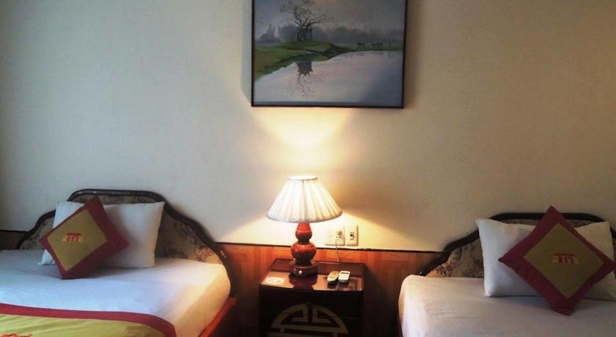 Thanh Noi Hotel Hué Extérieur photo