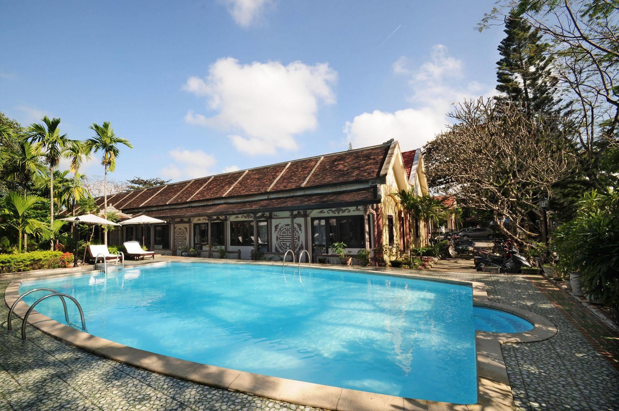 Thanh Noi Hotel Hué Extérieur photo