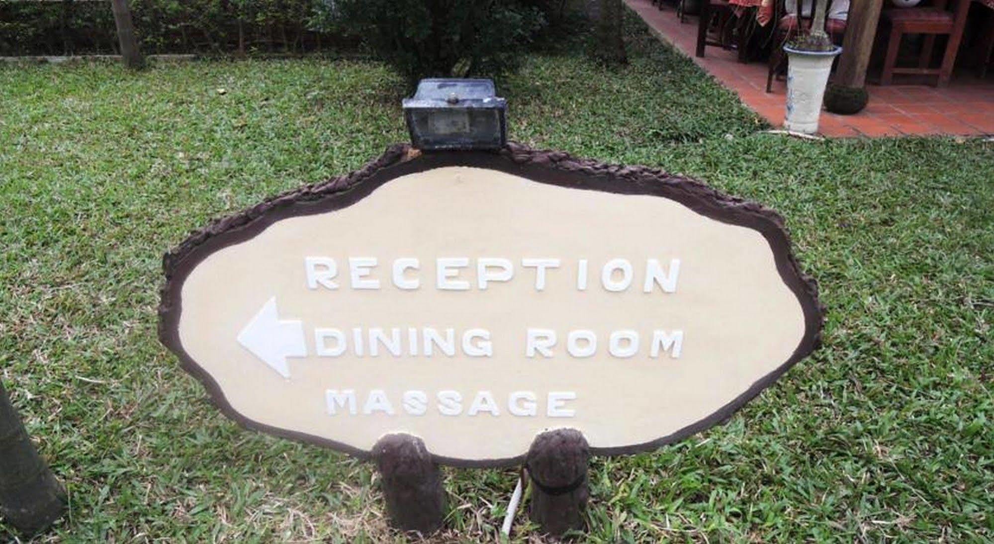 Thanh Noi Hotel Hué Extérieur photo