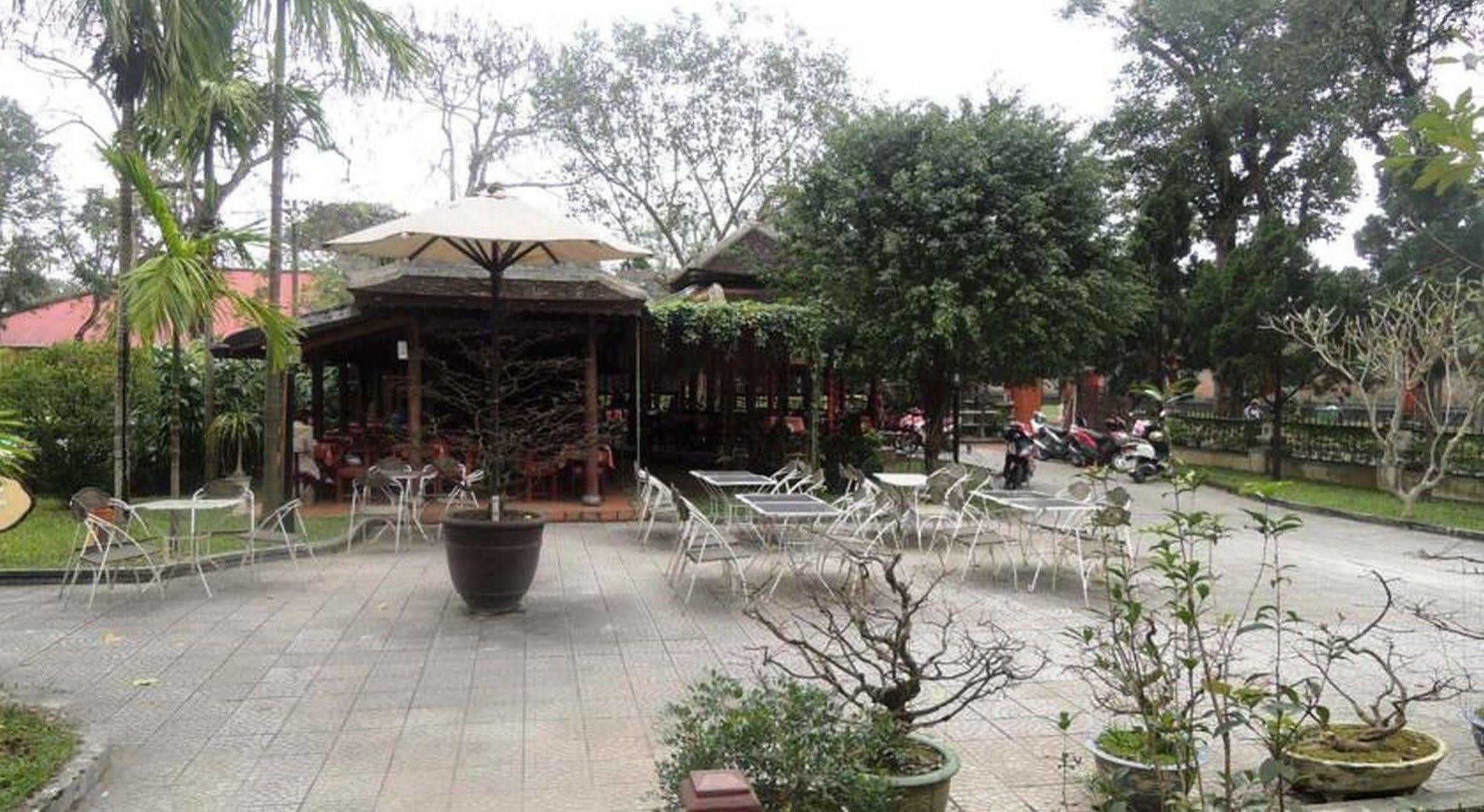 Thanh Noi Hotel Hué Extérieur photo