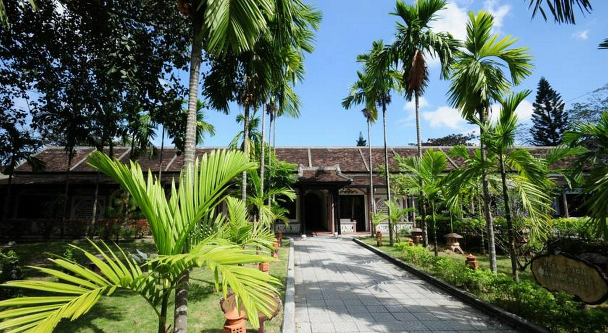 Thanh Noi Hotel Hué Extérieur photo