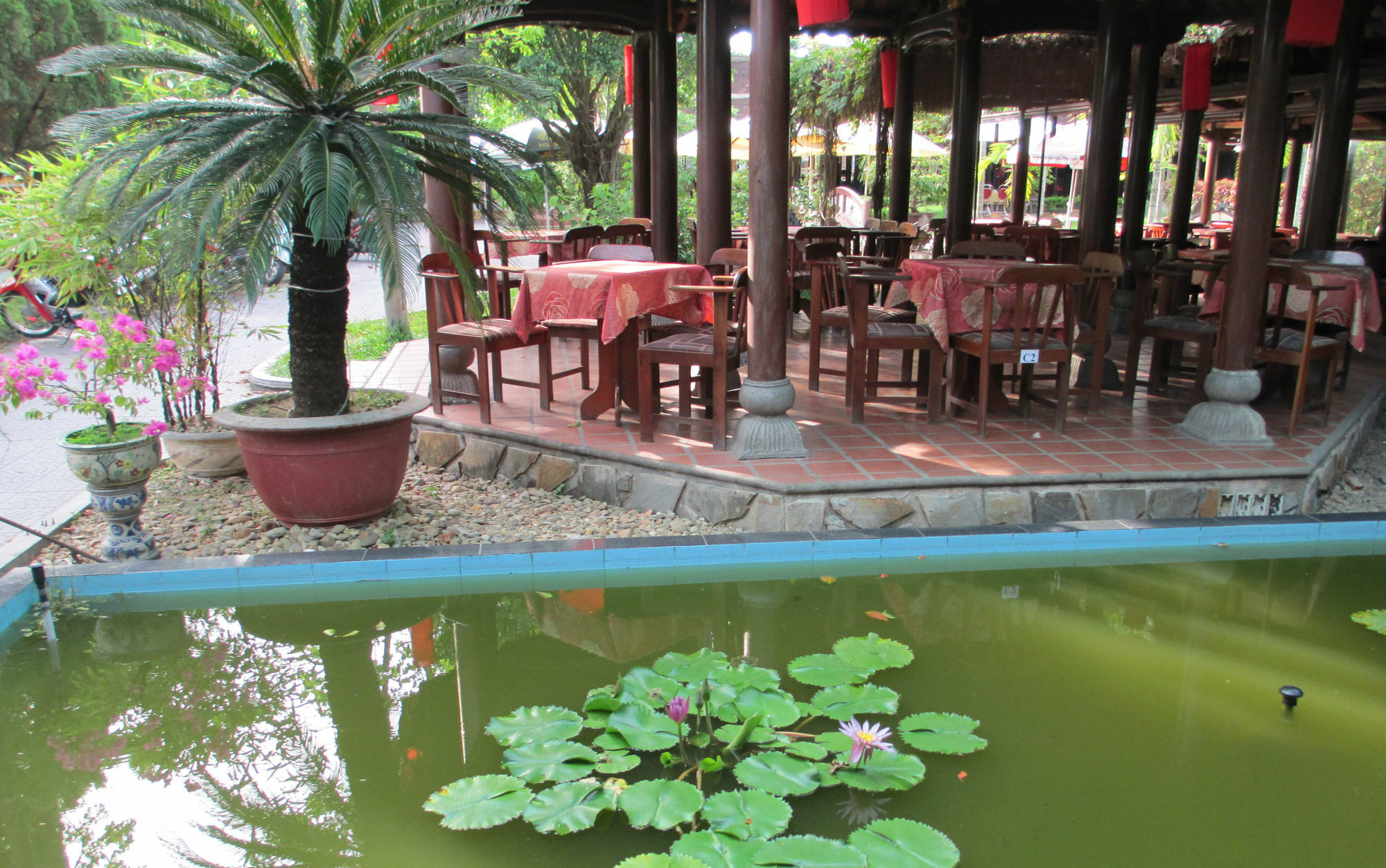 Thanh Noi Hotel Hué Extérieur photo